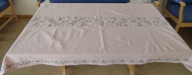 M792M Fantastic pink Hardanger tablecloth